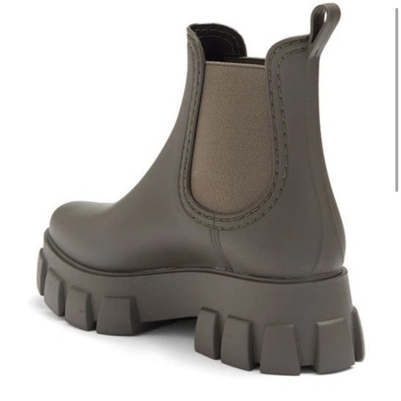 JEFFREY CAMPBELL Lugged Chelsea Rain Boots - Size 10 - Picture 3 of 8